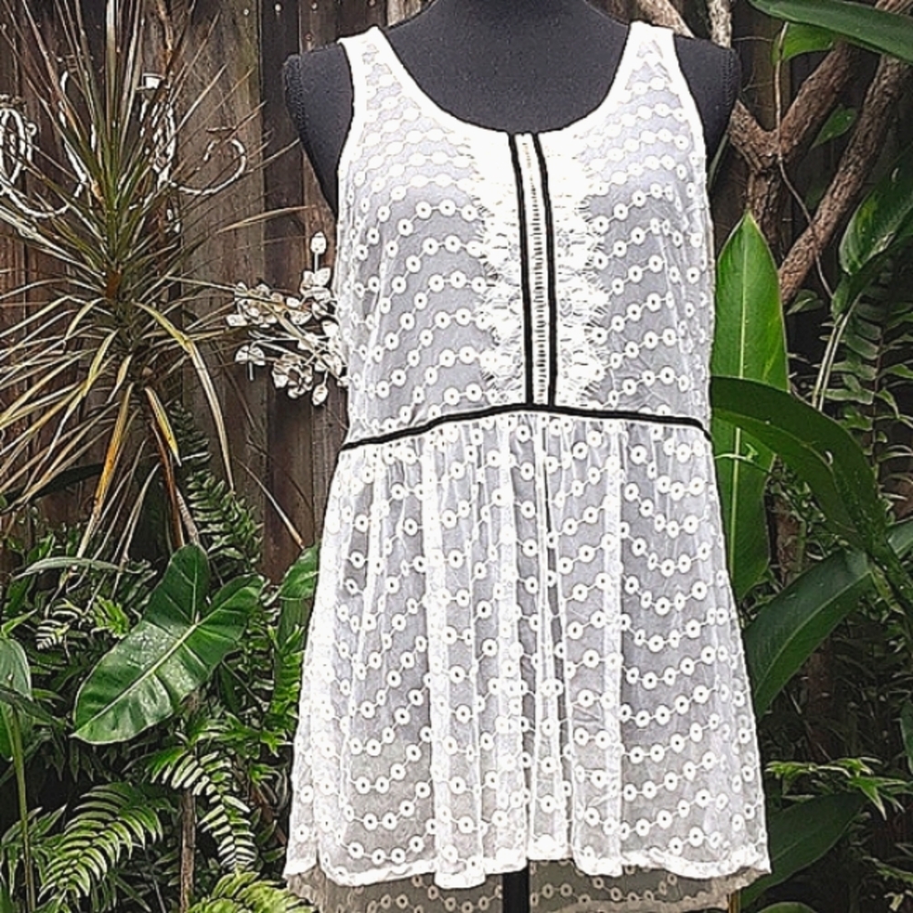 Lauren Conrad Top